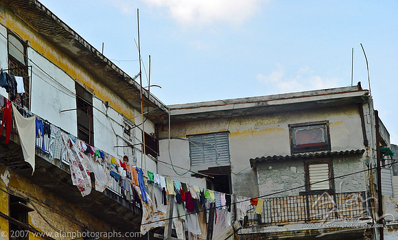 Ropa colgada en los balcones