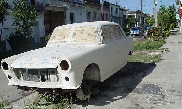 Pintando el carro